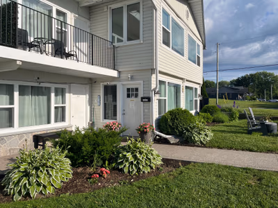Exterior — photo 02