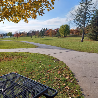 Lamoureux Park — photo 34