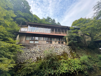 武田尾温泉 足湯 — photo 08
