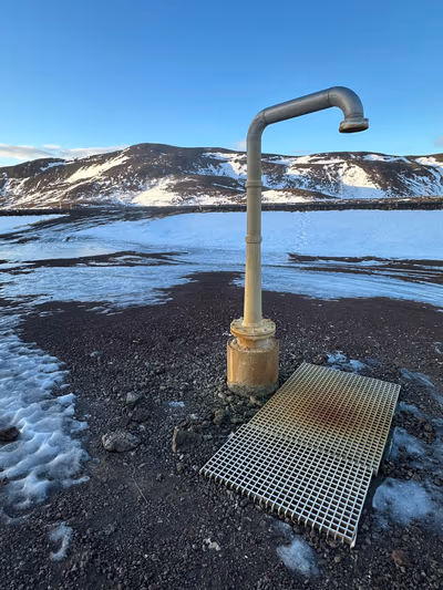Hot Spring Shower — photo 18