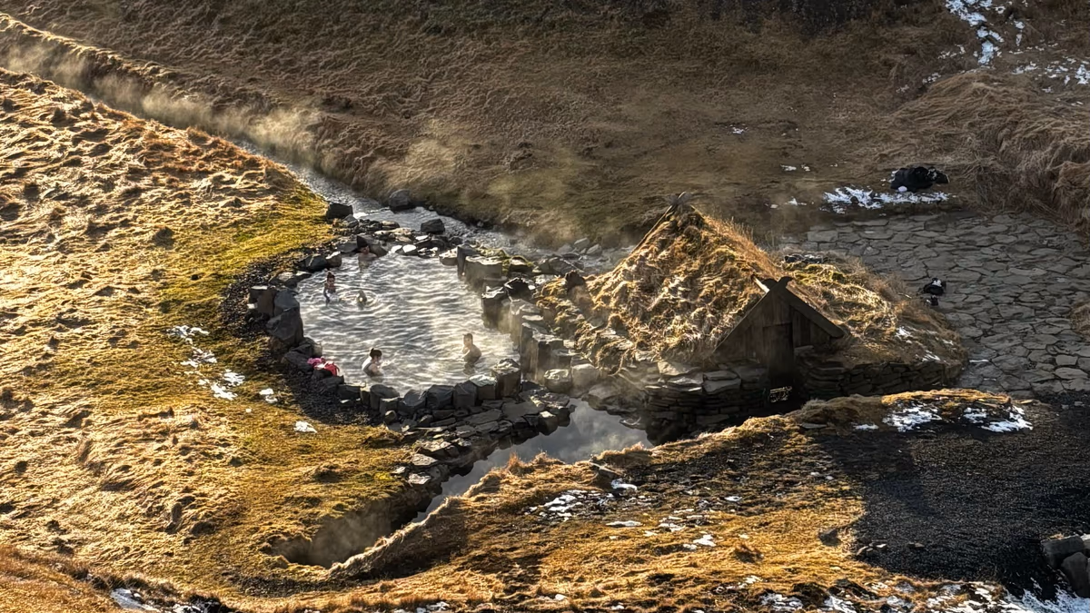 Hrunalaug Hot Spring