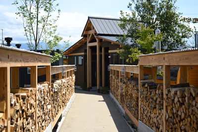 Tochi Hot Spring (Tochinoyu) — photo 06