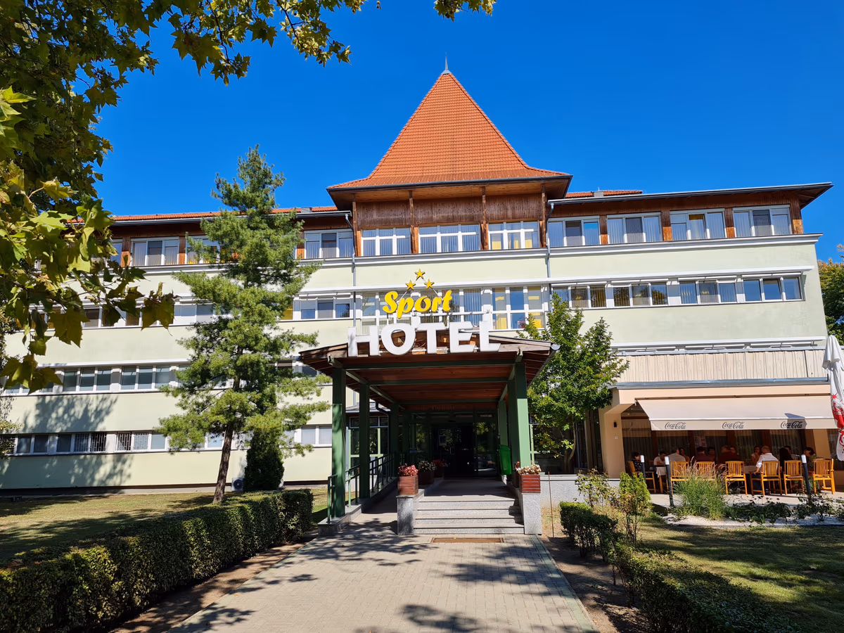 Hotel Grand Forest