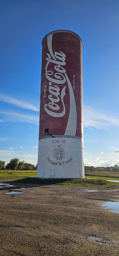 World's Largest Coca Cola Can — photo 20