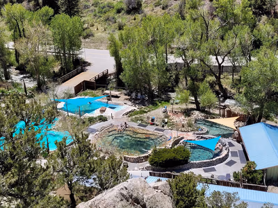 Cottonwood Hot Springs Inn & Spa — photo 07