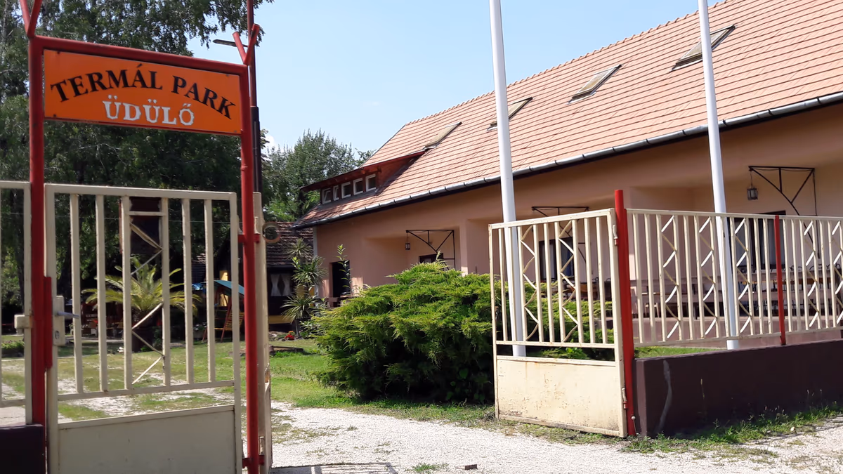 Kerekdomb Termál Parküdülő