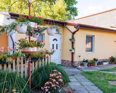 Sztár Motel Étterem — photo 17
