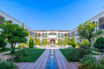 Exterior — photo 13