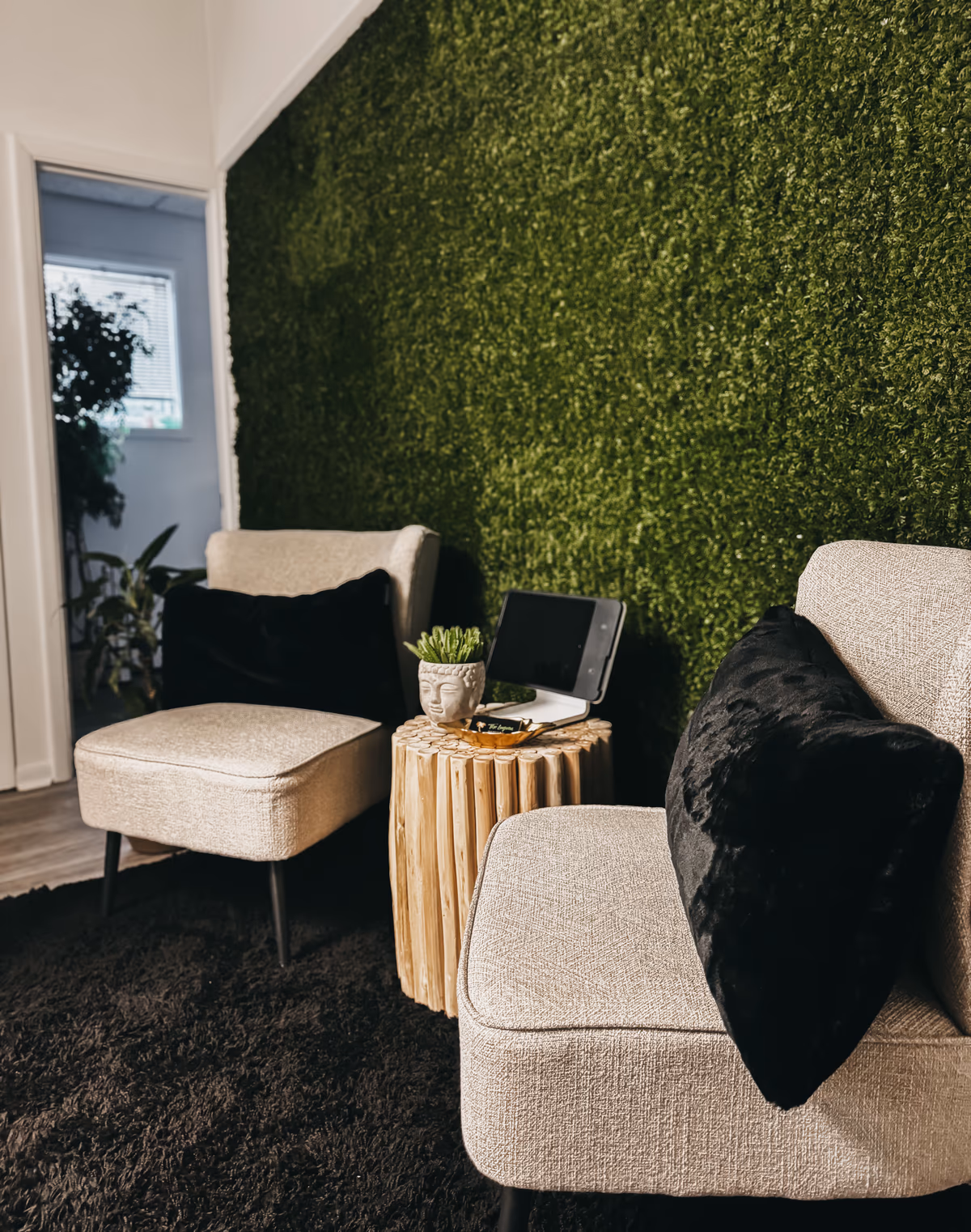 The Lagoon, Skin Health & Beauty Co.