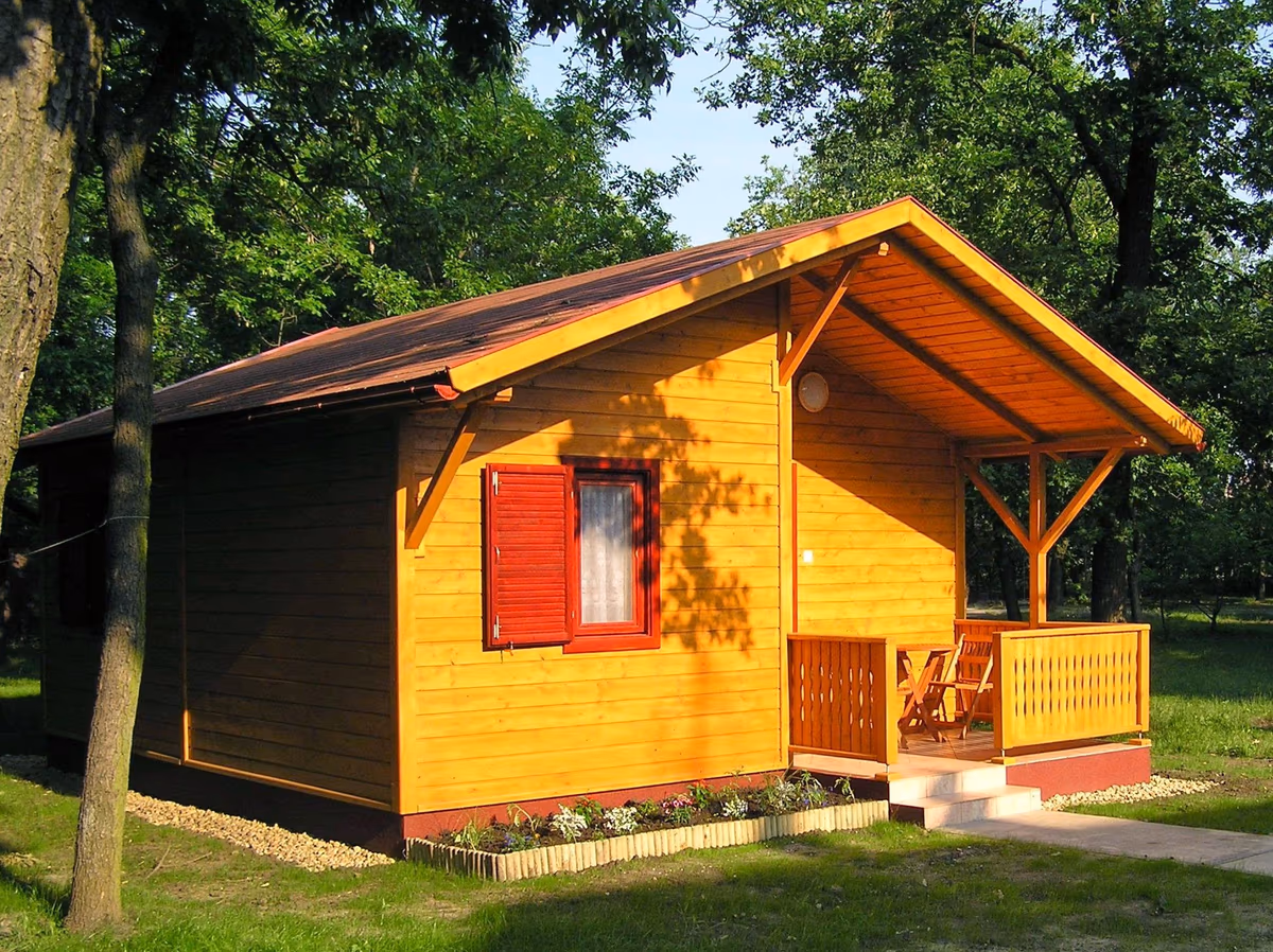 Árnyas Thermal Camping és Üdülőpark Szállás