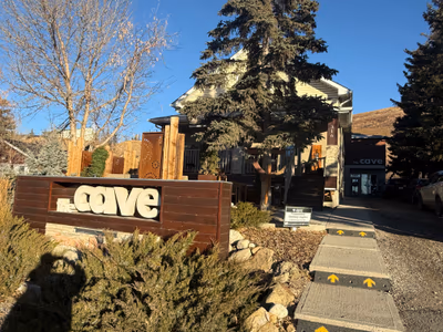 The Cave Sauna Day Spa — photo 14