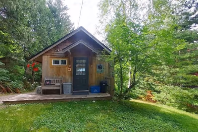 Sproat Lake Landing Resort — photo 13