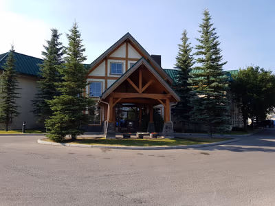 Lakeview Inns & Suites — photo 05