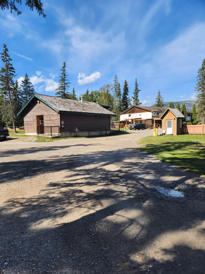 Spruce Grove Campground — photo 10