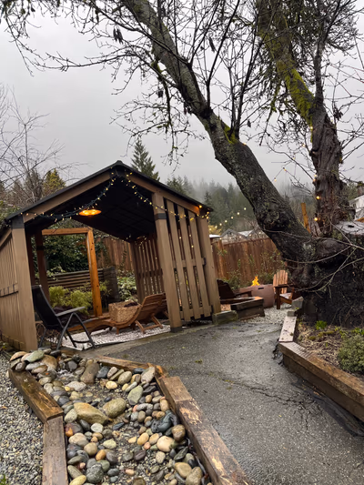 Jardin Deep Cove — photo 14