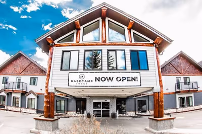 Basecamp Resorts Canmore — photo 20
