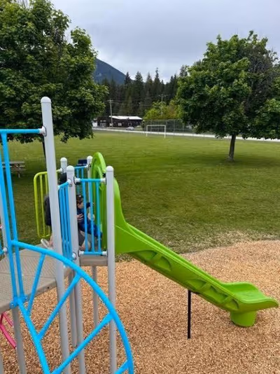 Nakusp Hot Springs — photo 08