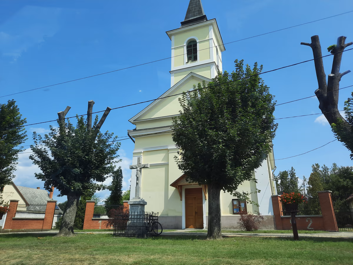 Érsekcsanád
