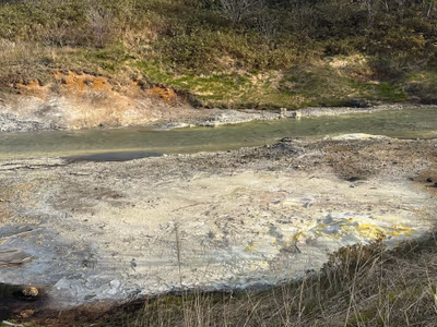 Osorezan Wild hot spring — photo 08
