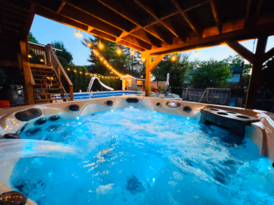 Hot Tubs London — photo 12