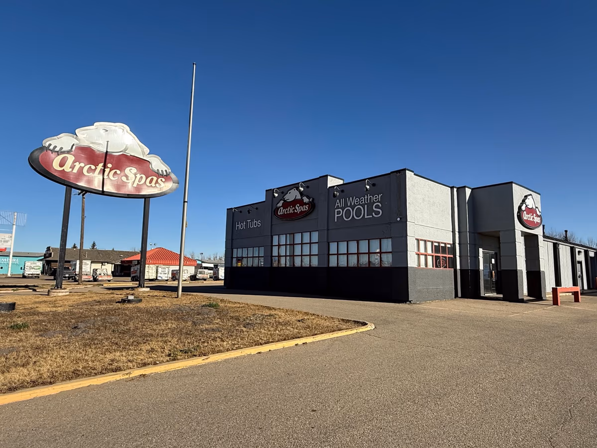 Arctic Spas Red Deer