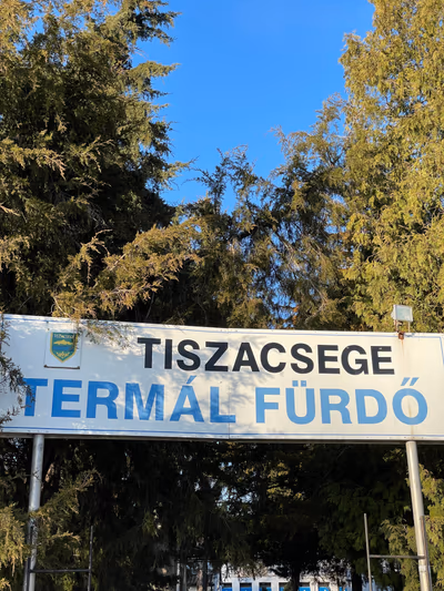 Tiszacsegei Termálfürdő — photo 14
