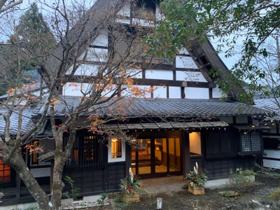 Exterior — photo 06