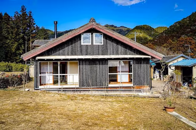 Exterior — photo 10
