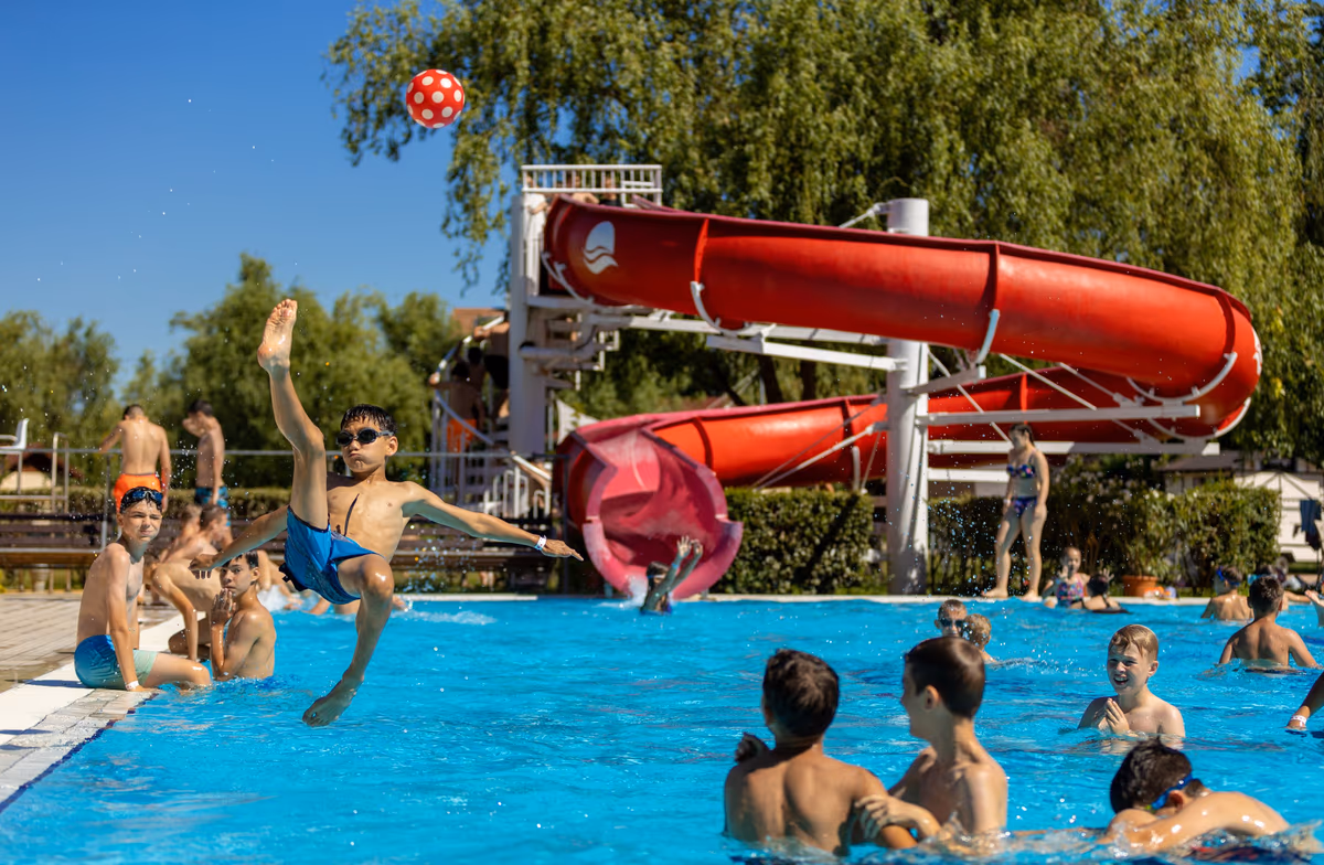 Castrum Thermal Camping