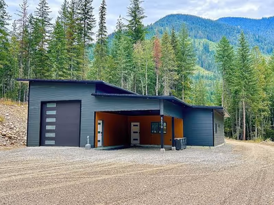 Crazy Creek Hot Pools Resort — photo 11