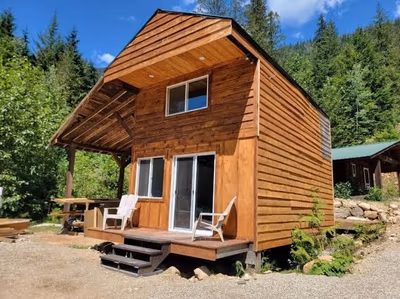 Crazy Creek Hot Pools Resort — photo 17