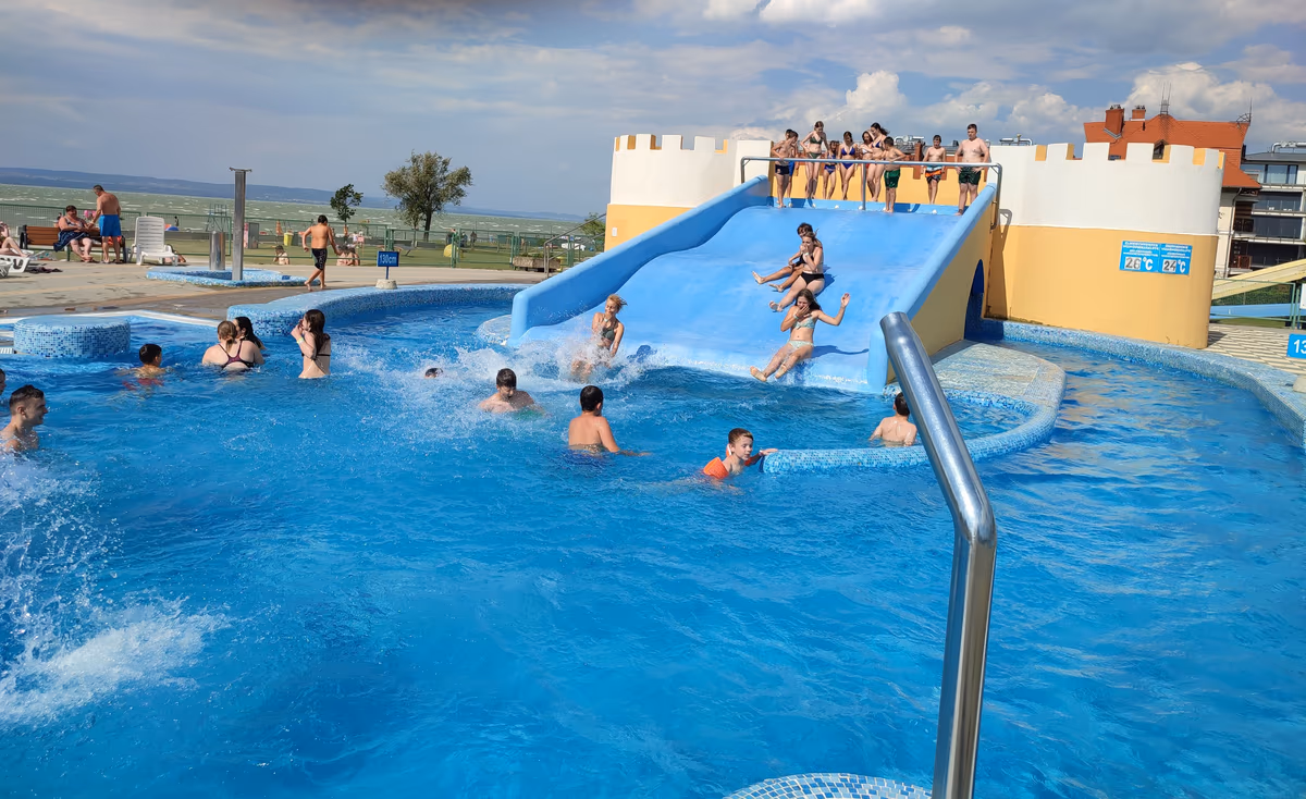 Balatonlelle Napfény Strand