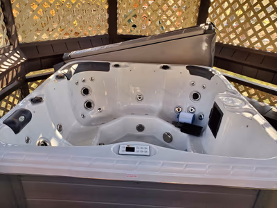 Rainbow Hot Tubs & Swim Spas — photo 15
