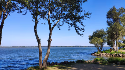 Lake Tisza Beach — photo 16