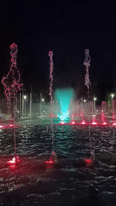 Multimedia fountain — photo 11