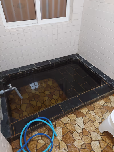 汐の湯温泉 (Shionoyu Onsen) — photo 12