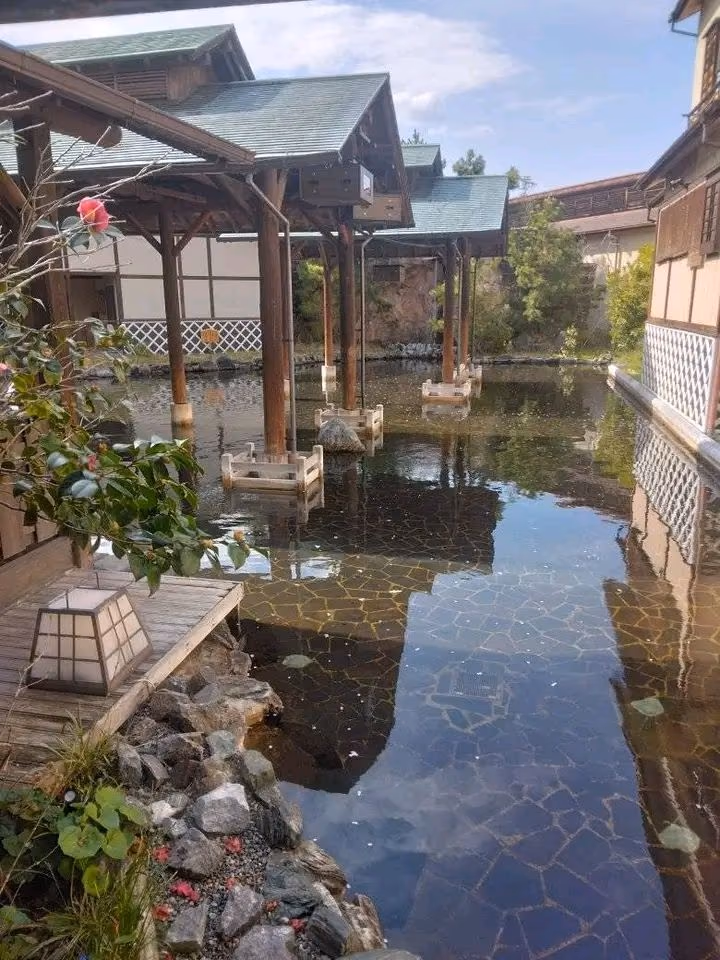 江戸情話 与市 露天風呂