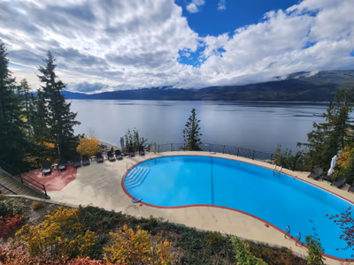 Halcyon Hot Springs Resort — photo 07