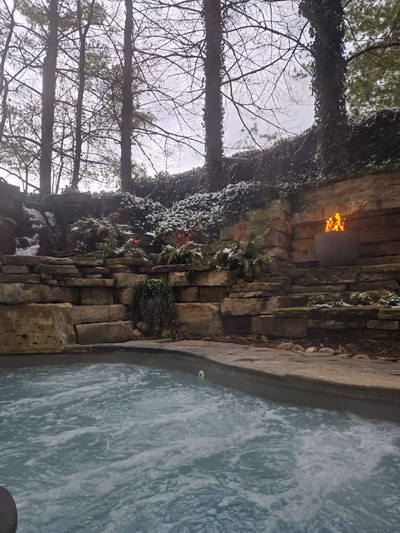 100 Fountain Spa