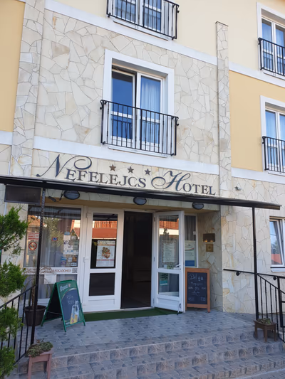 Nefelejcs Hotel — photo 05
