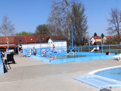 Szent András Spa Water Beach Tóalmás — photo 11