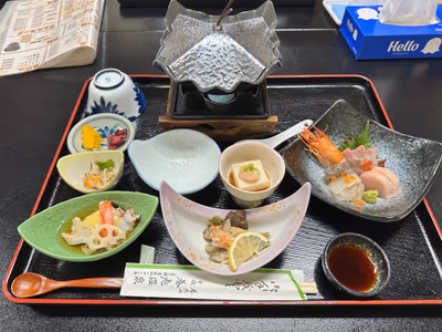 Yoro Onsen main building — photo 07