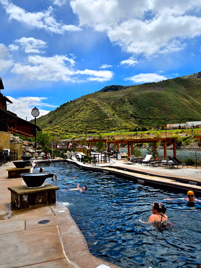Iron Mountain Hot Springs — photo 16