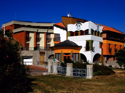 Minaret Residence & Relax Pécs — photo 15