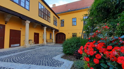Minaret Residence & Relax Pécs — photo 16