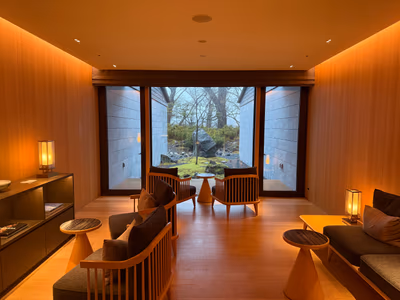 The Ritz — photo 14