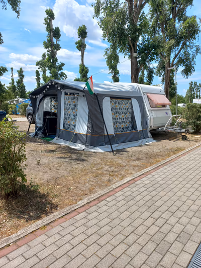 Tisza Thermal Camping — photo 13