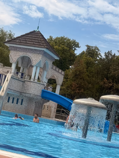 Thermal pool — photo 19