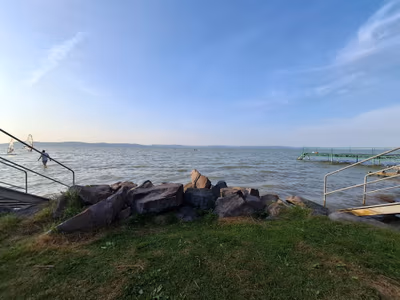Strand Balatonlelle Csöpi Köz — photo 12