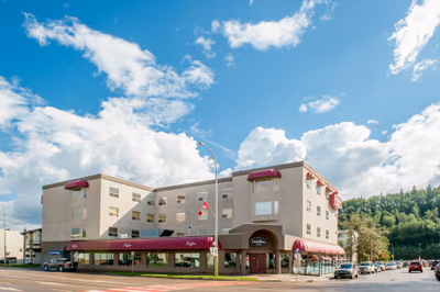 Pomeroy Hotel Fort McMurray — photo 12